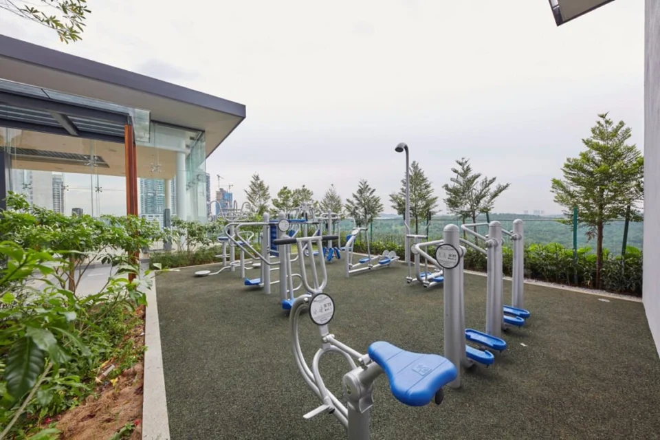 Grand Medini · Outdoor fitness