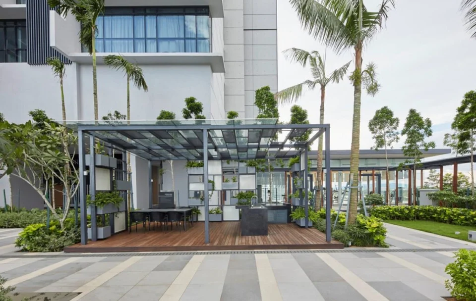 Grand Medini · Residence pavilion