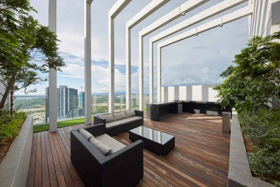Grand Medini · Viewing terrace