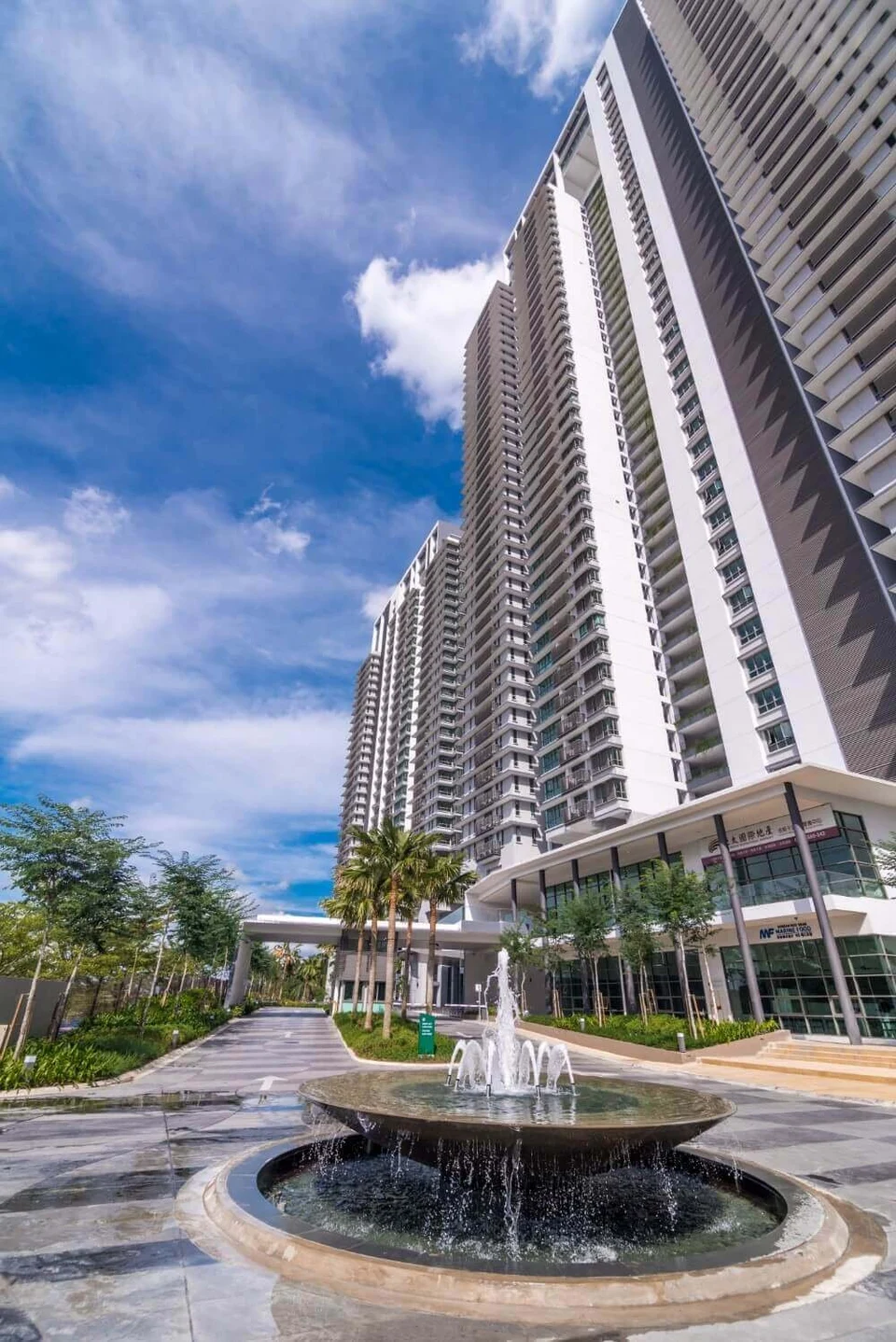 Iskandar Residences · Grand arrival