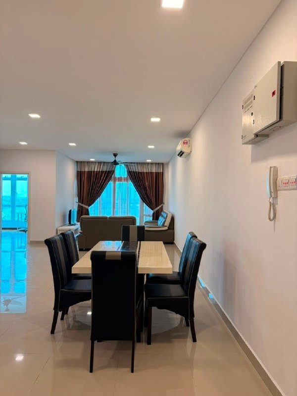 1Medini — Furnished living area