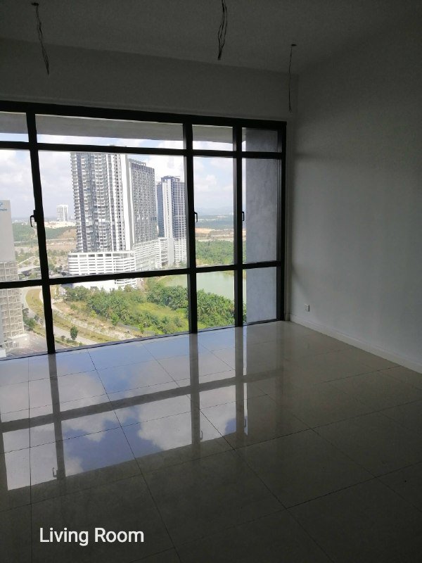 Grand Medini — Unfurnished apartment interior